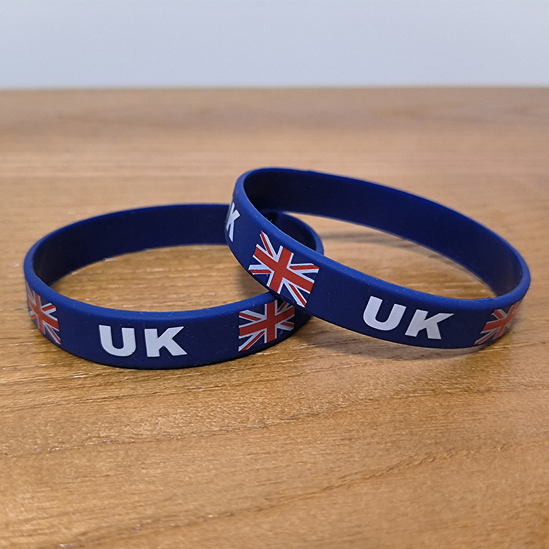 2 pezzi braccialetti con bandi - Women Fashion Uk recensione e prezzo