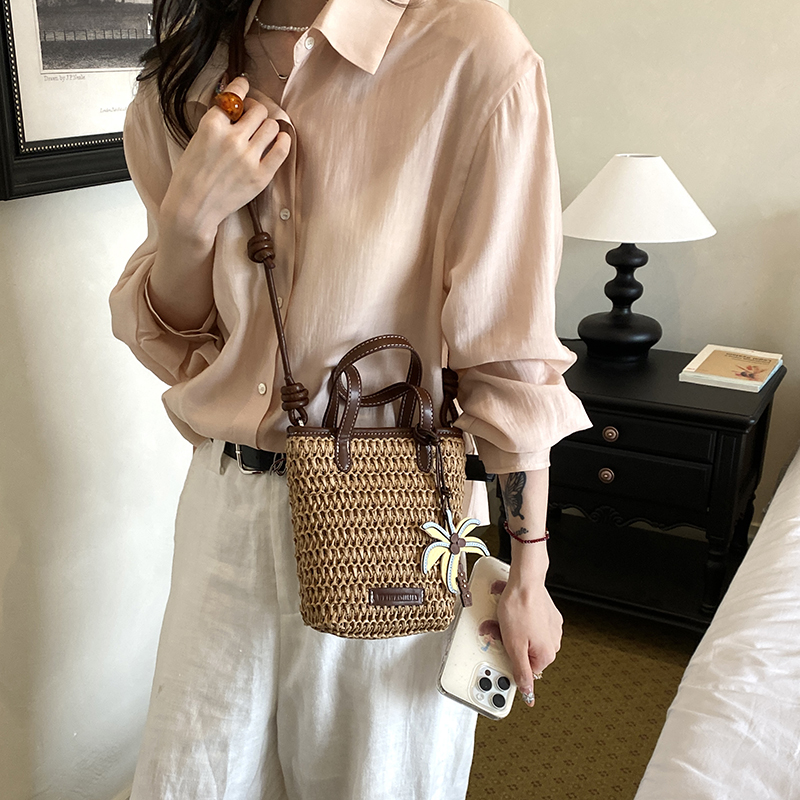 Borsa a secchiello mini in pag - Women'S Fashion Trends Spring 2026 recensione e prezzo
