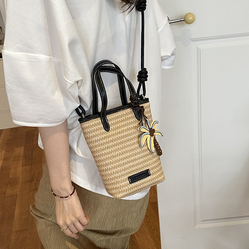 Borsa a secchiello mini in pag - Women'S Fashion Trends Spring 2026 recensione e prezzo